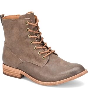 NWOT Kork-Ease Violeta Boot Bootie Lace-Up Burnished Leather Taupe Distress 9.5